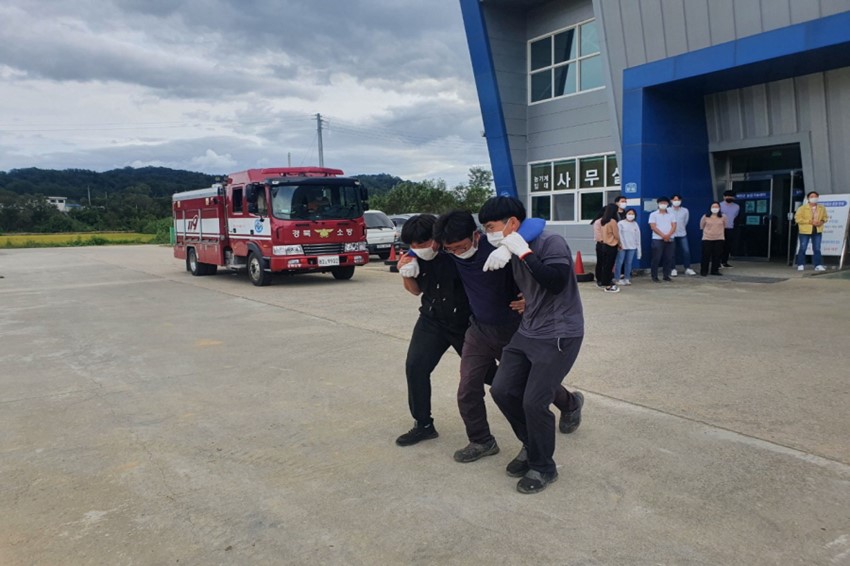 2.예천군농업기술센터, 소방훈련으로 재난 대처 앞장!